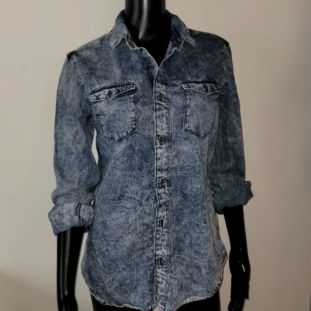 CALVIN KLEIN jean shirt